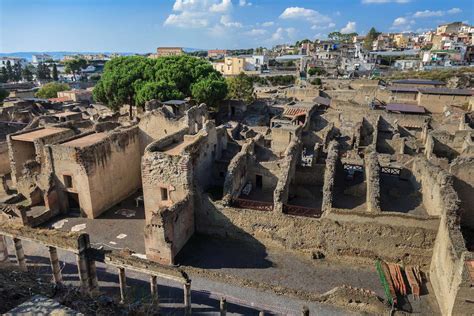 Herculaneum, Wine Tasting & Pompeii Ruins - SorrentoVibes