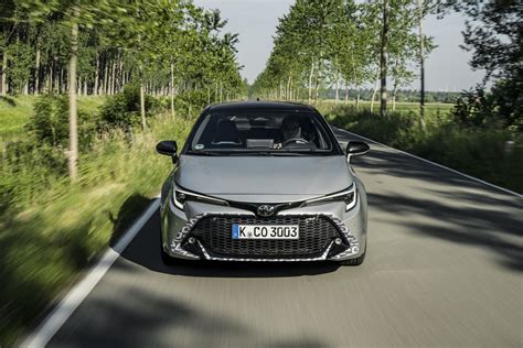 Toyota Corolla (2023) test: the compact hybrid is being refined - Ace Mind