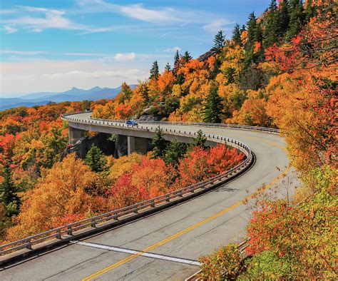 Linn Cove Viaduct in Fall Photograph by Kevin Craft