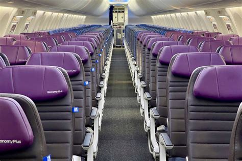 Where to sit: United’s Boeing 737 MAX 8 with the new signature interior