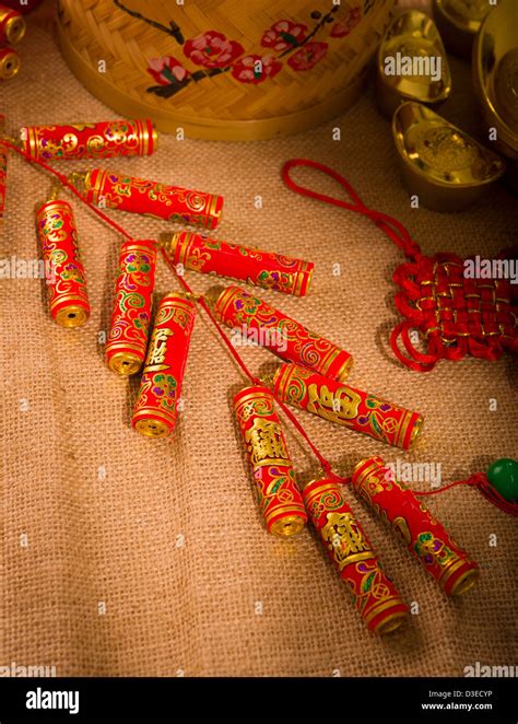 gong xi fa cai , traditional chinese new year items Stock Photo - Alamy