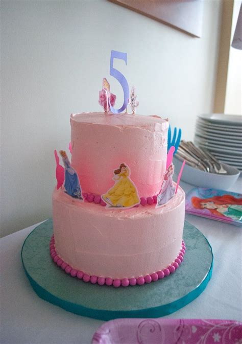 Make an Easy Disney Princess Birthday Cake Using Stickers (yes ...