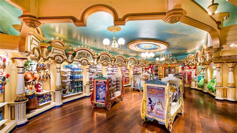 Disney & Co. - Shop on Main Street, U.S.A. | Disneyland Paris