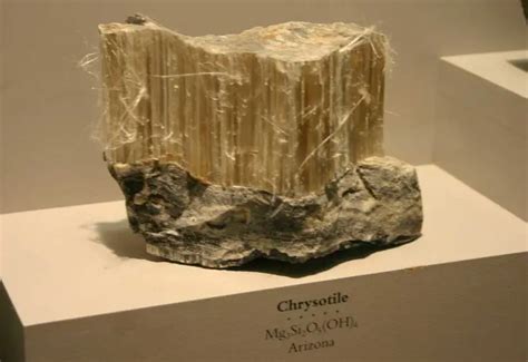 what-does-chrysotile-asbestos-look-like | Environment Buddy