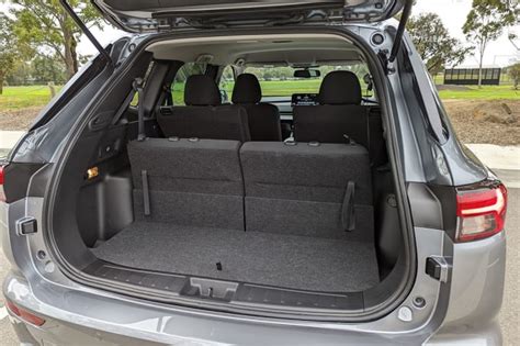 Mitsubishi Outlander Boot Space, Size, Luggage Capacity & Cargo Volume | CarsGuide