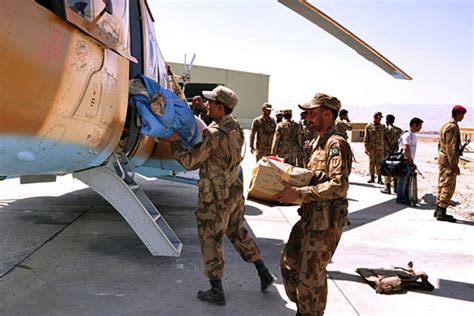 Pakistan earthquake relief efforts face serious security risks - CSMonitor.com