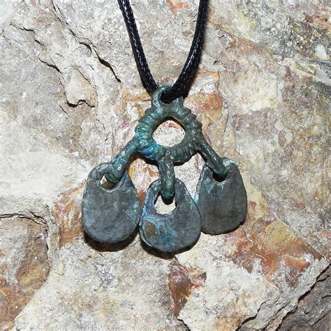 Antique jewelry pagan jewelry ethnic necklace Lomovatovskaya | Etsy