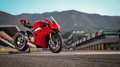 1366x768 Ducati Panigale V4 S 2018 4k 1366x768 Resolution HD 4k ...