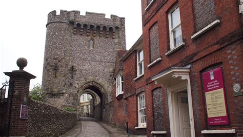 Lewes Castle: One of the Oldest Castles in England - Exploring Castles