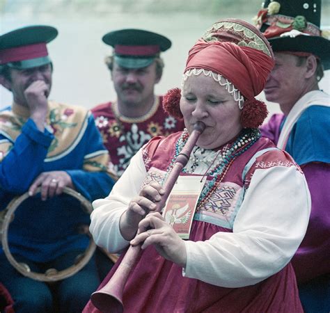 10 Russian folk musical instruments you need to know - Russia Beyond