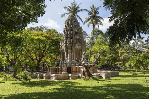 Khmer style pagoda at Wat Damnak; Siem Reap, Cambodia — backdrop, town ...