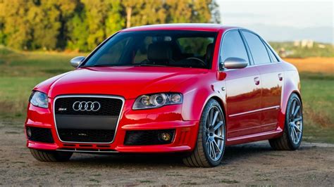 Here's Why The B7 Audi RS4 Punches Above Its Weight Even Today