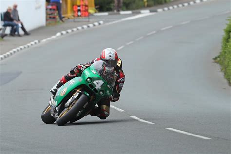 Michael Rutter Wins Bennetts Lightweight TT Race