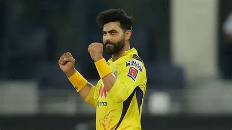 Ravindra Jadeja retained by CSK, shares photo with Dhoni