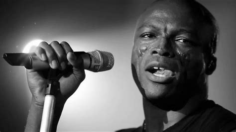 Seal Singer Songs / 7 Of Seal S Best Songs Ever From Crazy To Kiss From A Rose Smooth / Check ...