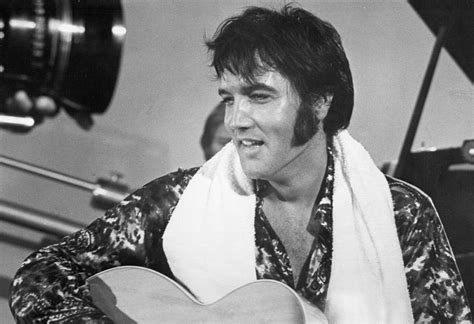 Elvis Presley Wallpapers, Pictures, Images