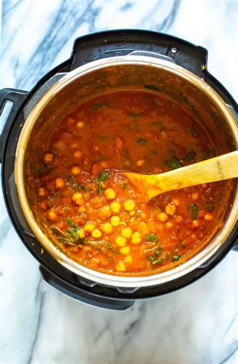 Easy Instant Pot Chana Masala {Chickpea Curry} - Eating Instantly