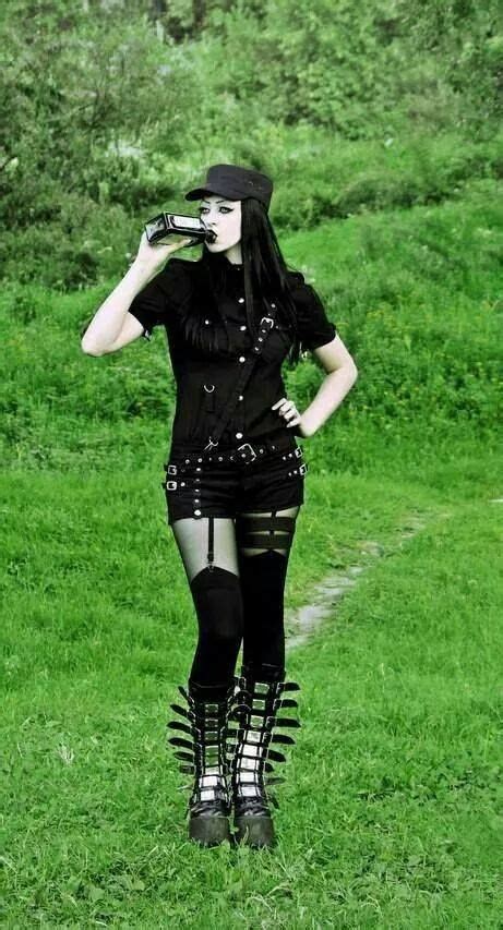 GOTH / PUNK / EMO † .... DONT FORGET TO LIKE!!! | Gothic fashion women, Gothic fashion, Goth outfits