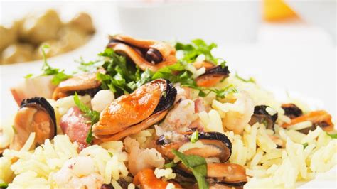 Seafood Risotto (Risotto ai Fruitti di Mare) Recipe | Epicurious