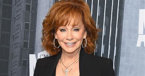 Reba McEntire Plastic Surgery? See Her Transformation