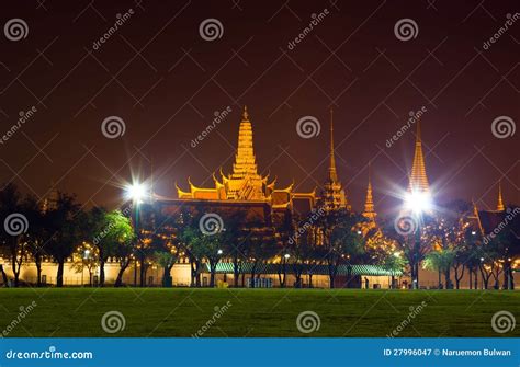 Night Scene of the Grand Palace Stock Image - Image of religious ...