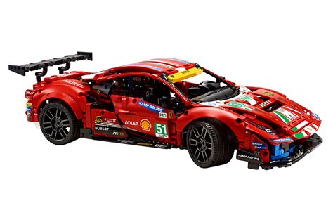 LEGO Technic Ferrari 488 GTE Has Actual Moving Pistons | Man of Many