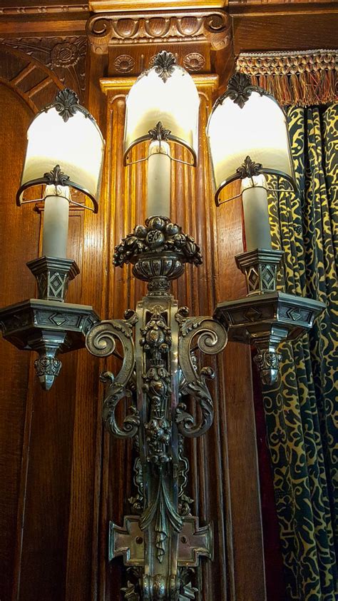 dining room wall sconce - Stan Hywet | Wall sconce in the di… | Flickr