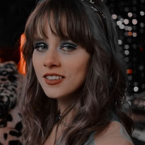 jana cohen, azul guaita, rebelde 2022, netflix, icons, aesthetic Netflix, Colorful Makeup ...