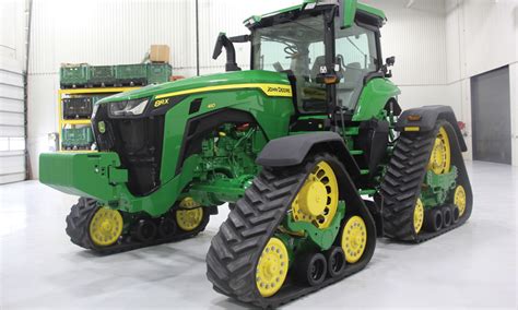 John Deere introduces 8RX line of tracked tractors - Grainews