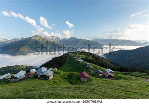 10,363 imágenes de Karadeniz mountains - Imágenes, fotos y vectores de stock | Shutterstock