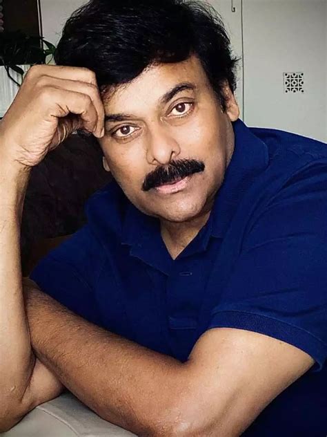 Chiranjeevi’s selfie with son Ram Charan is breaking the internet | Filmfare.com