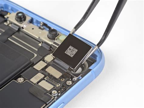 iPhone XR Rear-Facing Camera Replacement - iFixit Repair Guide