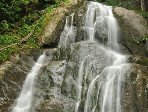 10 Breathtakingly Beautiful Vermont Waterfalls to See in 2020