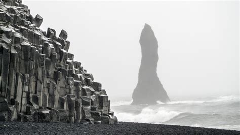 Researchers Find Oldest Viking Settlement In Iceland, Rewriting History ...