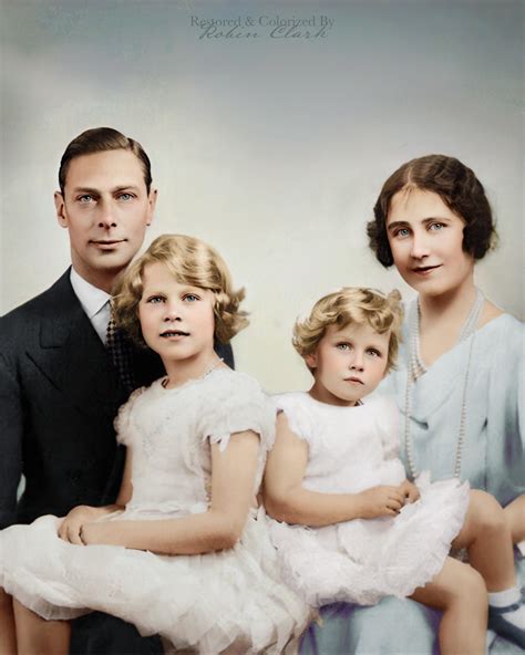 King George VI and his family, Queen Elizabeth and Princesses Elizabeth ...