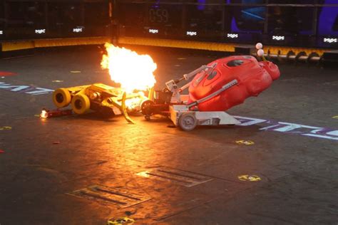 BattleBlogs: Let's Talk About These BattleBots Judges Decisions : battlebots