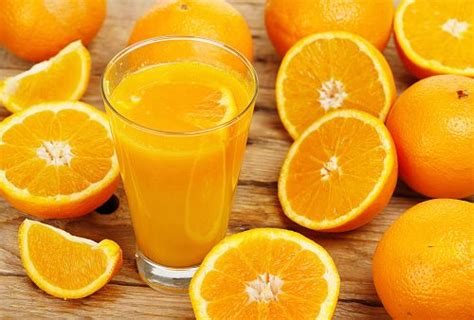 10 Health Benefits of Drinking Orange Juice