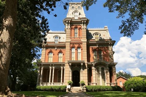 8 Haunted Memphis Landmarks: Demons or Delusions?