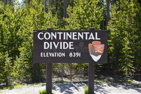 133 Continental Divide Sign Stock Photos - Free & Royalty-Free Stock Photos from Dreamstime