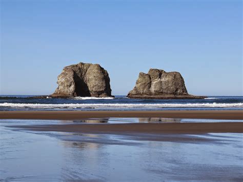 Linda Letters:: Rockaway Beach on the Oregon Coast