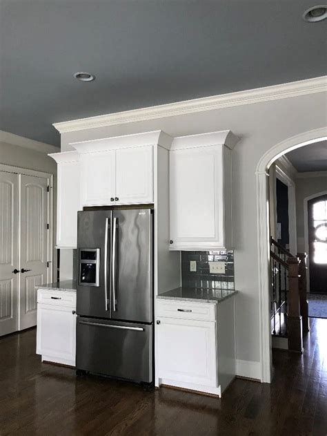 Silver gray ceiling, Collingwood walls, white cabinets and Dover White trim