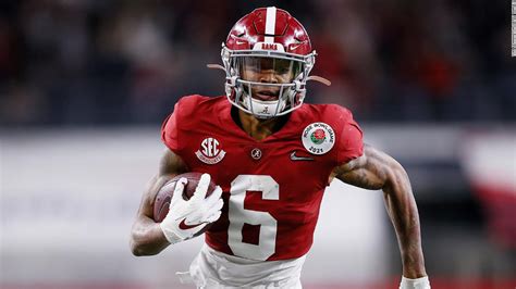 DeVonta Smith of Alabama becomes first wide receiver to win Heisman Trophy in 30 years - CNN