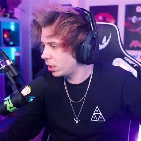 Rubius in 2022 | In ear headphones, Cat ear headphones, Headset