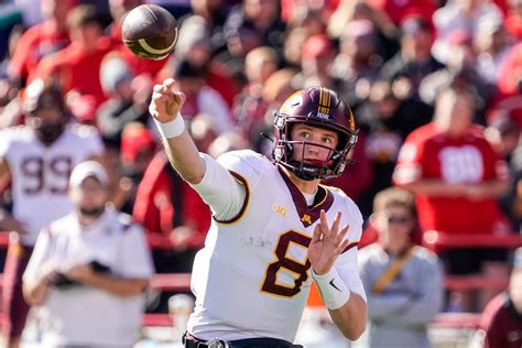 "Way too early" depth chart for Minnesota Gopher Football's 2023 spring ...