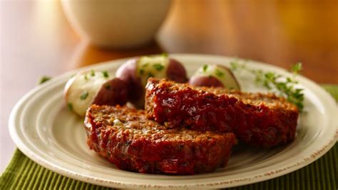 Betty’s Best Meatloaf Recipes - BettyCrocker.com