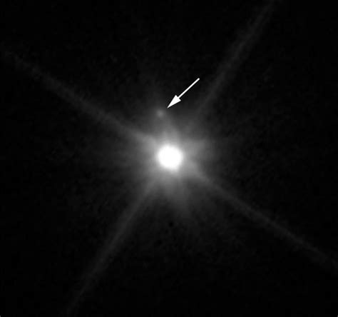 Astronomers Discover Moon Orbiting the Dwarf Planet Makemake