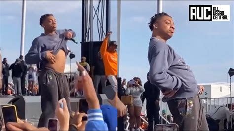 Dougie B Ran Out Of Moves And Starts Dancing Zesty At Summer Jam - YouTube