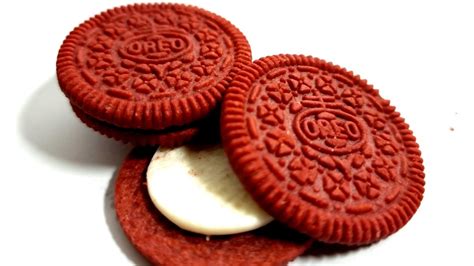 What Type Of Cream Is In The Red Velvet Oreos?