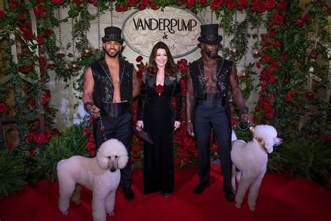 LISA VANDERPUMP HOSTED THE STAR-STUDDED GRAND OPENING OF VANDERPUMP À ...