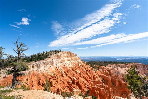 Bryce Canyon Rock formation Under the Blue Sky · Free Stock Photo